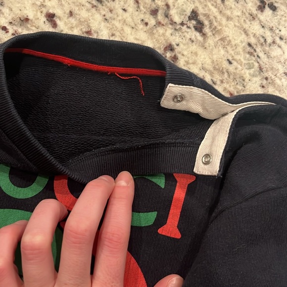 Authentic Gucci Sweatshirt - Picture 2 of 2